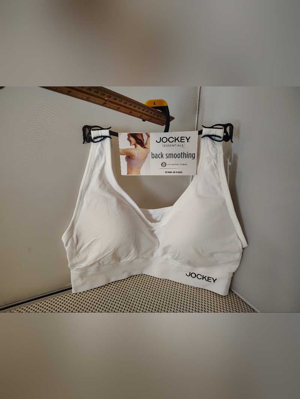 Jockey Essentials Women's Size L Eco Seamfree Back Smoothing Bralette White
